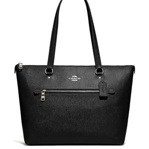 Coach Gallery Tote- Color: Sv/Black